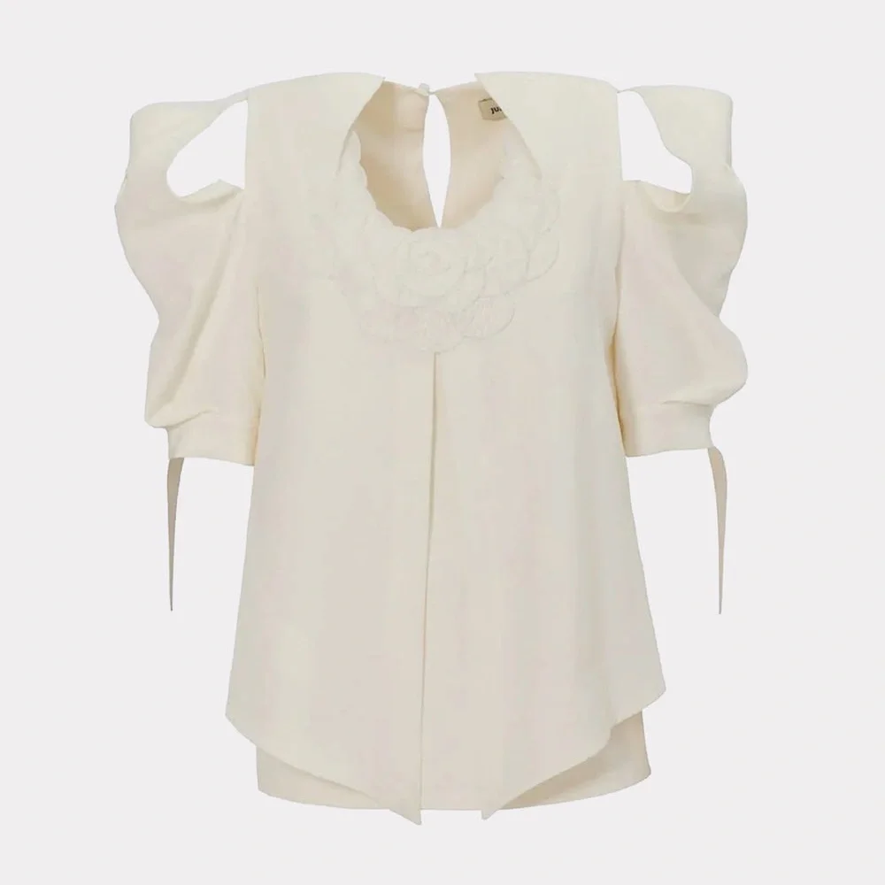 Elegant White Women's Cutout Sleeve Blouse - Picture 4 of 4